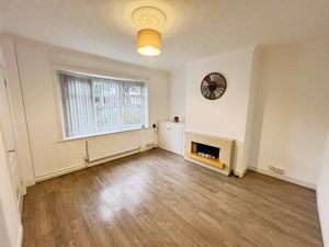 Lounge- click for photo gallery